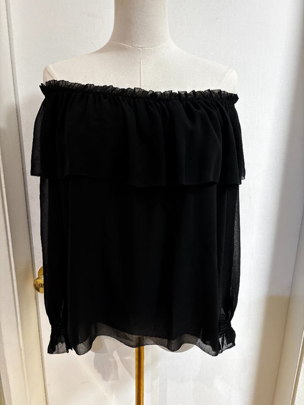 Wilfred Off Shoulder Top NWT sz XS